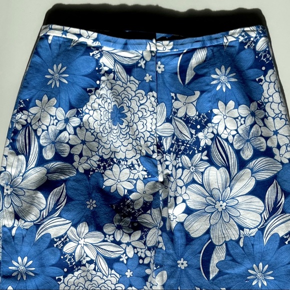Blue Flower Capri Pants - Picture 3 of 3